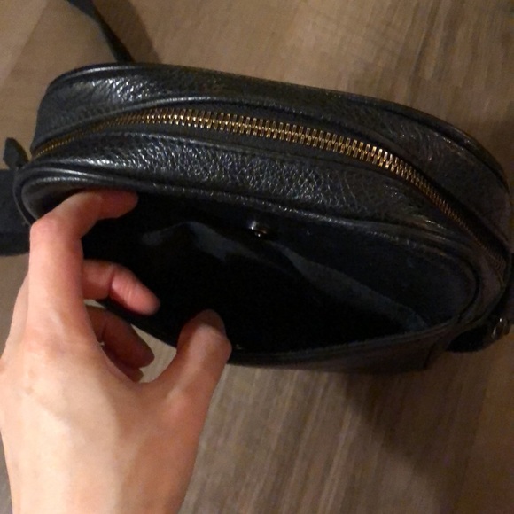 Hexagona leather messenger bag - Picture 13 of 13